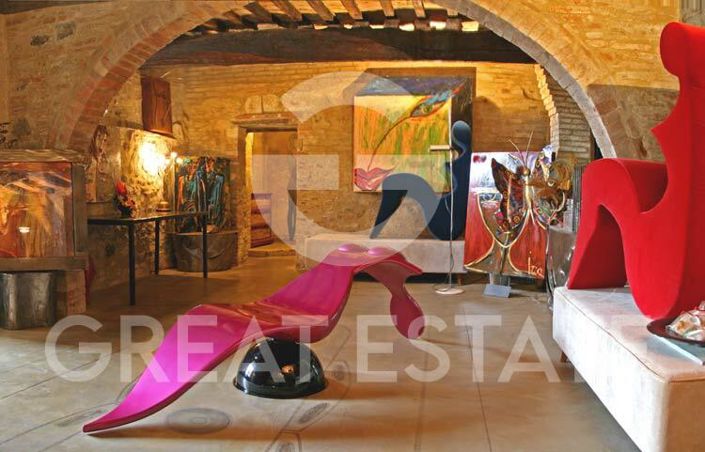 Image No.2-Maison de campagne de 9 chambres à vendre à Torrita di Siena