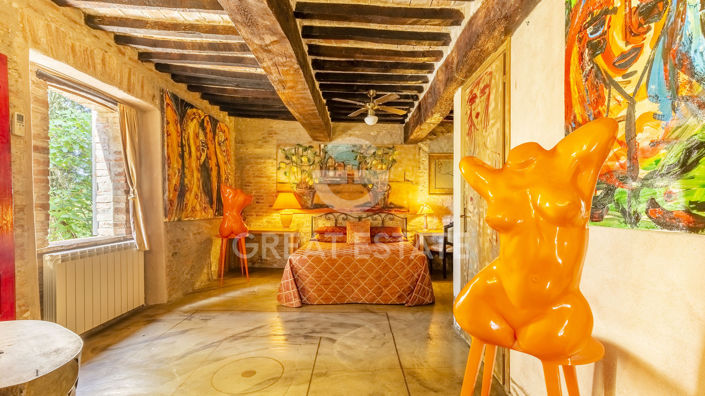 Image No.25-7 Bed Country House for sale