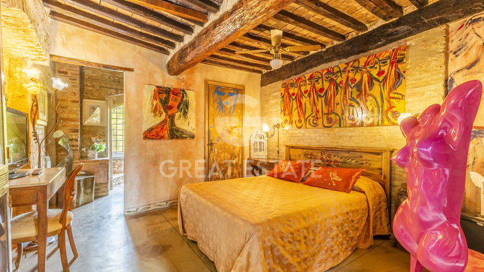 Image No.26-7 Bed Country House for sale