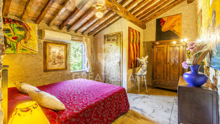 Image No.29-7 Bed Country House for sale