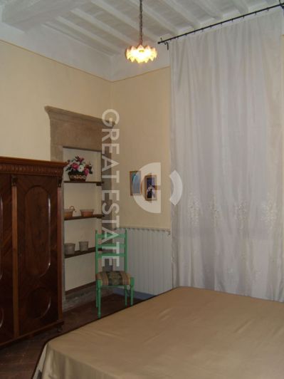 Image No.25-6 Bed Townhouse for sale