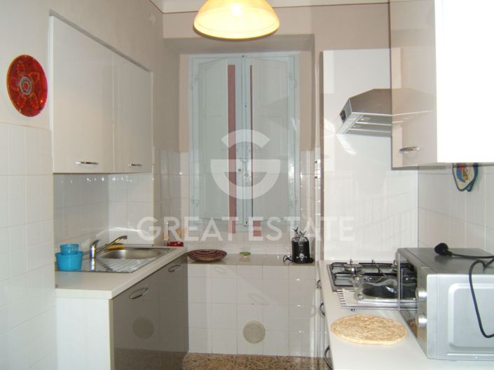 Image No.8-6 Bed Townhouse for sale