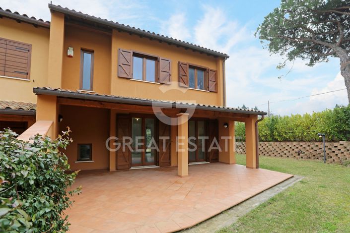 Image No.2-2 Bed Villa for sale