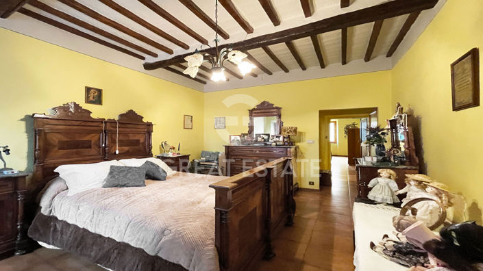 Image No.14-3 Bed Property for sale