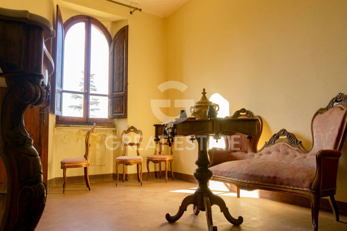 Image No.19-Maison de campagne de 8 chambres à vendre à Città di Castello