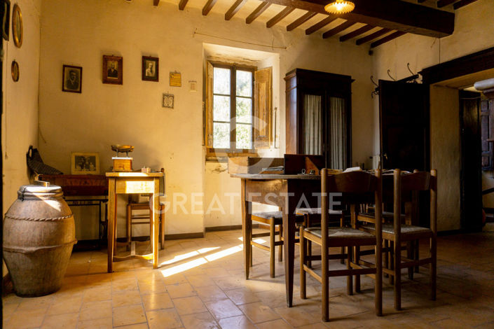 Image No.24-Maison de campagne de 8 chambres à vendre à Città di Castello