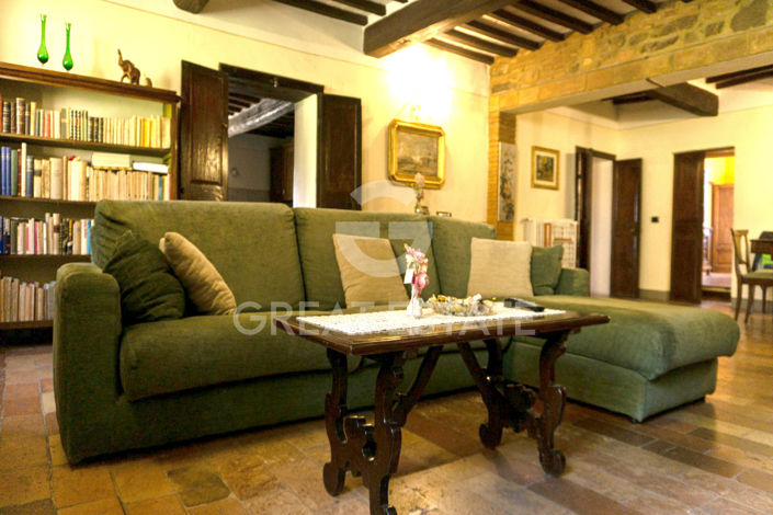 Image No.28-Maison de campagne de 8 chambres à vendre à Città di Castello