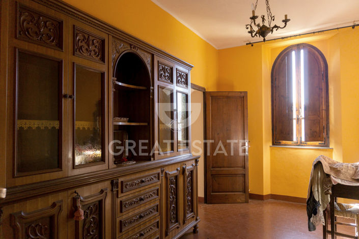 Image No.32-Maison de campagne de 8 chambres à vendre à Città di Castello
