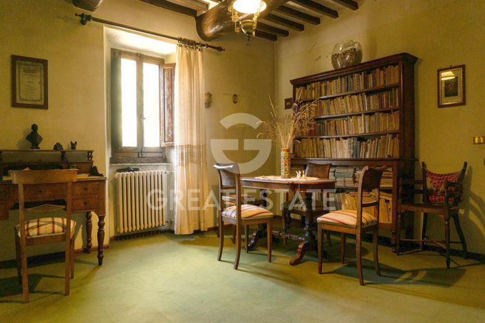 Image No.35-Maison de campagne de 8 chambres à vendre à Città di Castello
