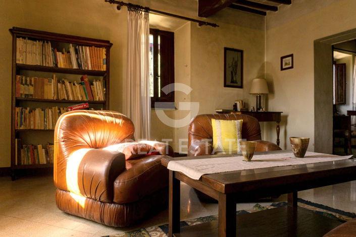 Image No.39-Maison de campagne de 8 chambres à vendre à Città di Castello