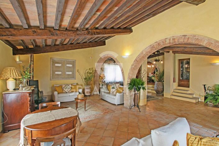 Image No.13-6 Bed Country House for sale