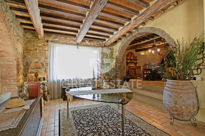 Image No.2-6 Bed Country House for sale