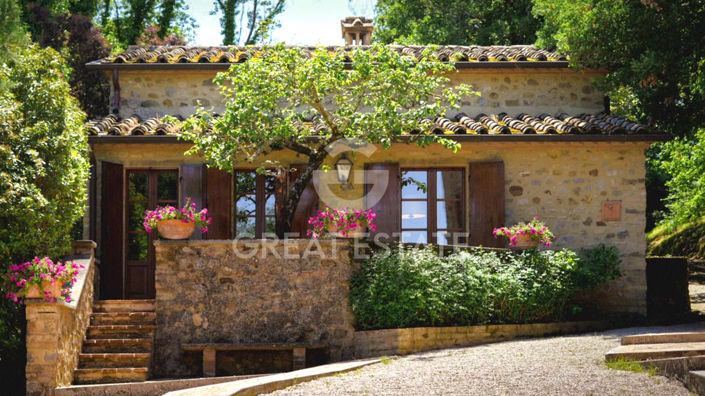 Image No.15-15 Bed Country House for sale