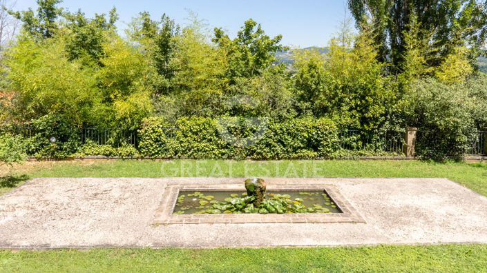 Image No.18-15 Bed Country House for sale