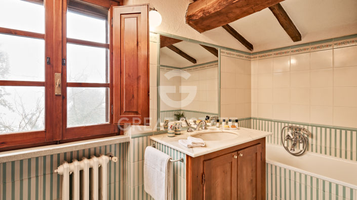 Image No.27-15 Bed Country House for sale