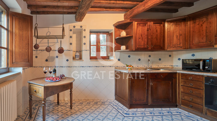 Image No.29-15 Bed Country House for sale