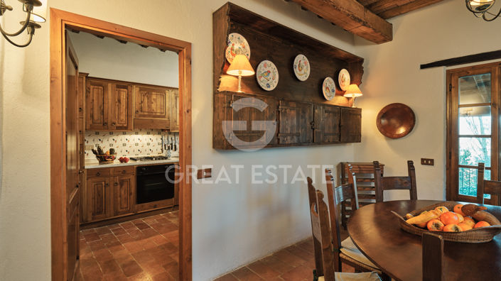 Image No.32-15 Bed Country House for sale