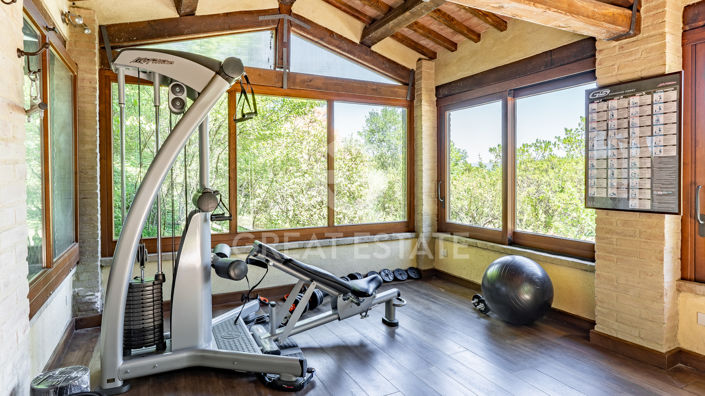 Image No.44-15 Bed Country House for sale