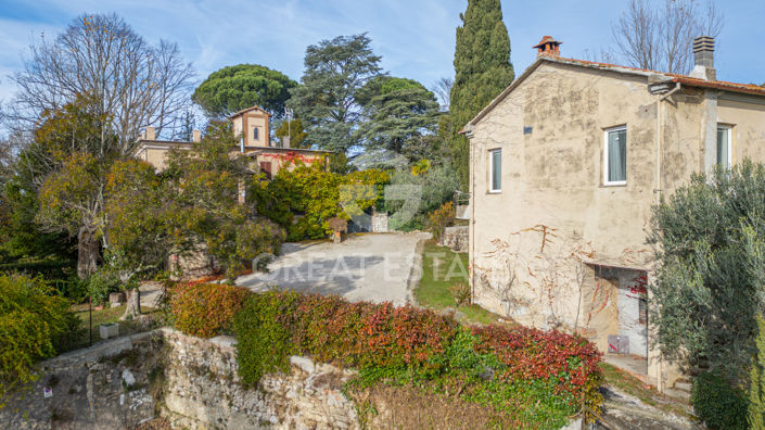 Image No.11-5 Bed Country House for sale