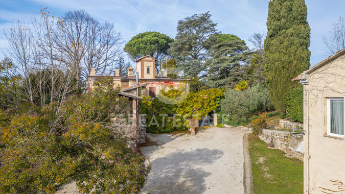 Image No.12-5 Bed Country House for sale