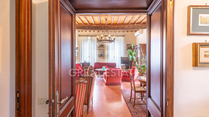 Image No.31-5 Bed Country House for sale