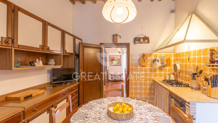 Image No.38-5 Bed Country House for sale