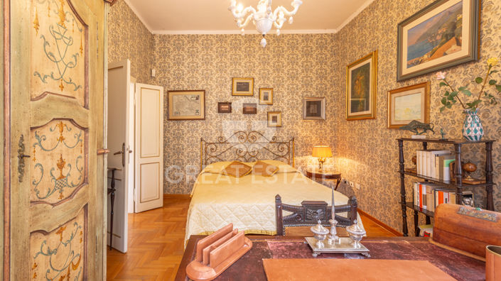 Image No.46-5 Bed Country House for sale