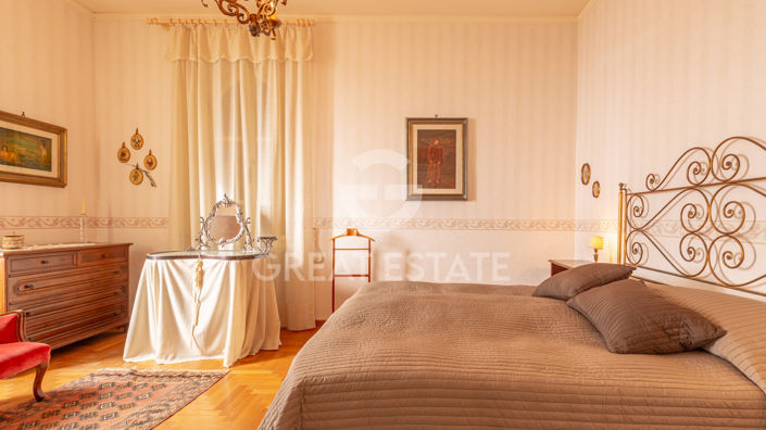 Image No.48-5 Bed Country House for sale