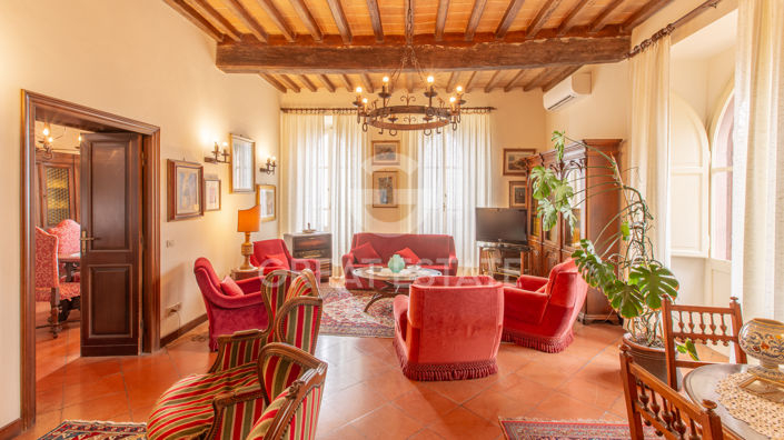 Image No.5-5 Bed Country House for sale