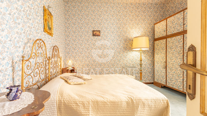 Image No.52-5 Bed Country House for sale