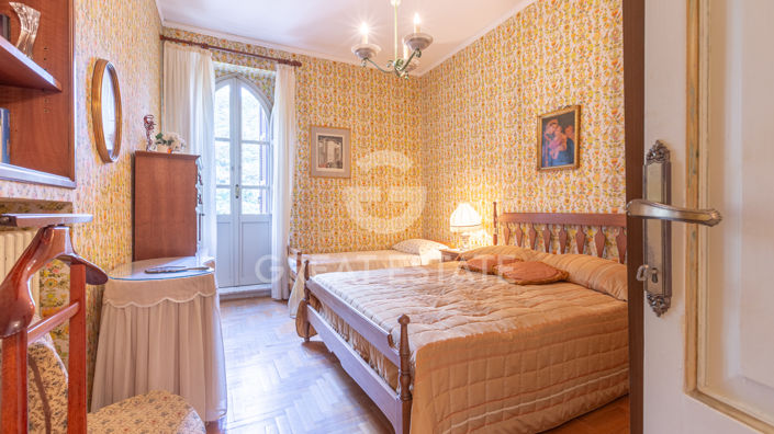 Image No.55-5 Bed Country House for sale