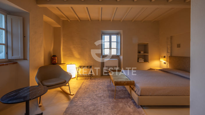 Image No.35-4 Bed Country House for sale