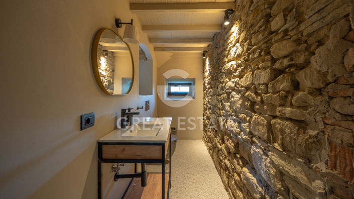 Image No.40-4 Bed Country House for sale