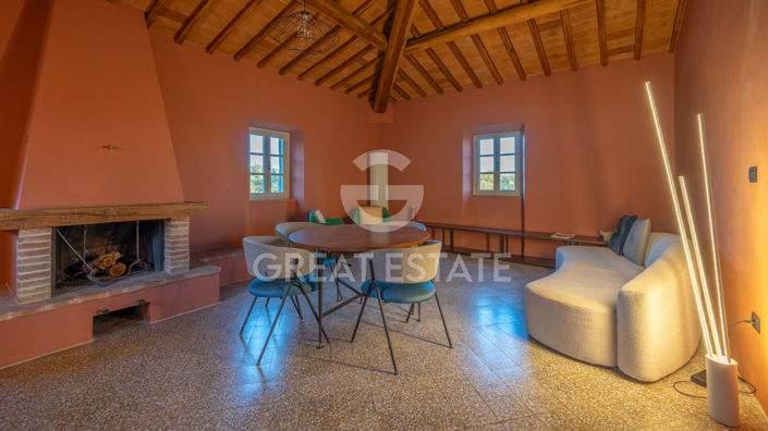 Image No.48-4 Bed Country House for sale