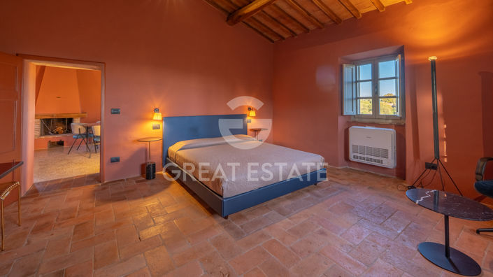 Image No.50-4 Bed Country House for sale