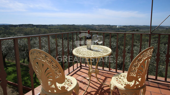 Image No.10-5 Bed Country House for sale