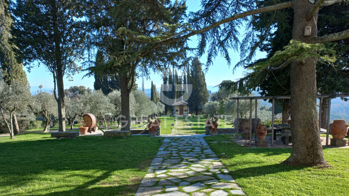 Image No.13-5 Bed Country House for sale