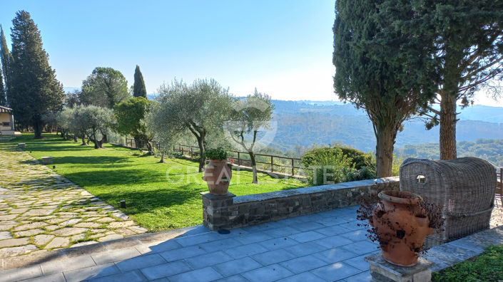 Image No.19-5 Bed Country House for sale