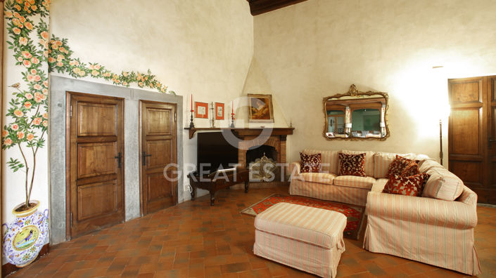 Image No.42-5 Bed Country House for sale