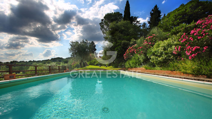 Image No.46-5 Bed Country House for sale