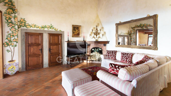 Image No.5-5 Bed Country House for sale