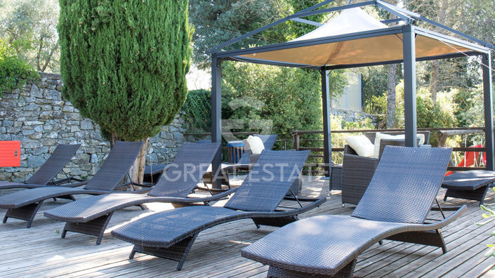 Image No.8-5 Bed Country House for sale