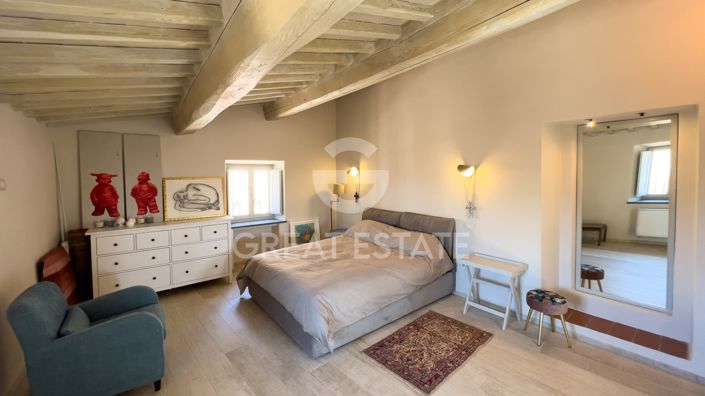 Image No.14-4 Bed Property for sale