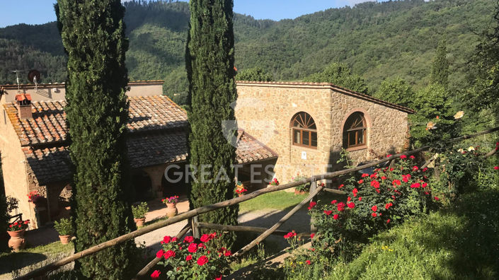 Image No.4-Maison de campagne de 4 chambres à vendre à Gaiole in Chianti