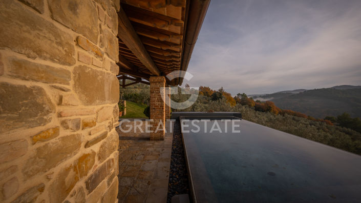 Image No.15-Maison de campagne de 4 chambres à vendre à Cannara