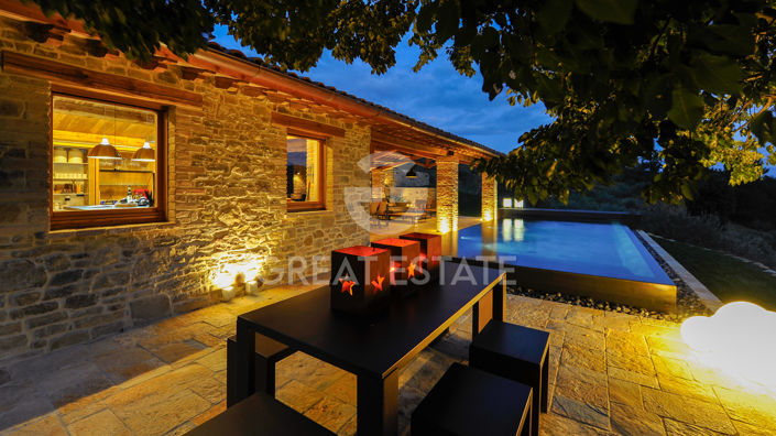 Image No.18-Maison de campagne de 4 chambres à vendre à Cannara