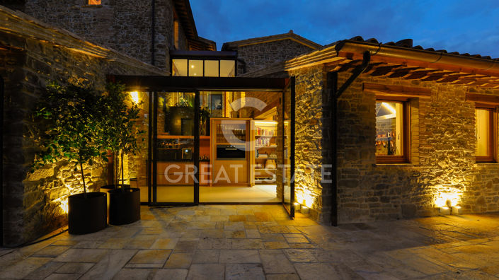 Image No.19-Maison de campagne de 4 chambres à vendre à Cannara