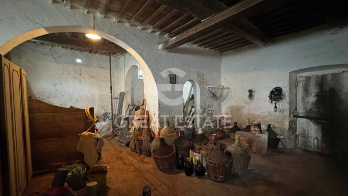 Image No.2-2 Bed Country House for sale