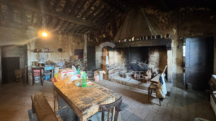 Image No.22-2 Bed Country House for sale