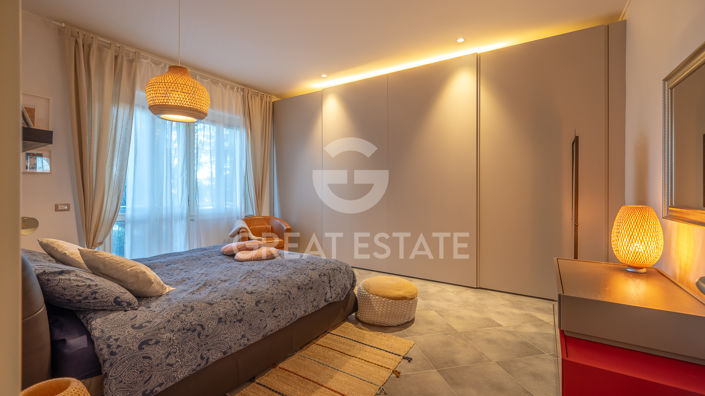 Image No.18-4 Bed Apartment for sale